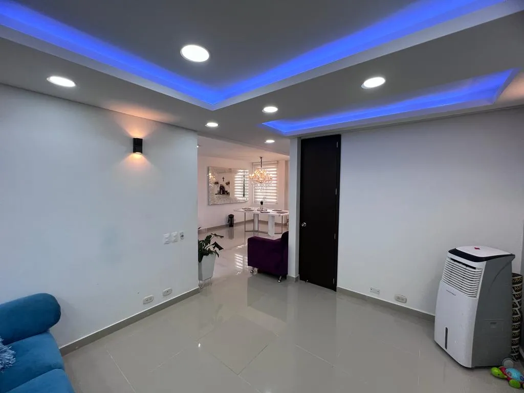 Alcoba auxiliar terminada en Casa Llanuras del Castillo, Cali — Camark Projects