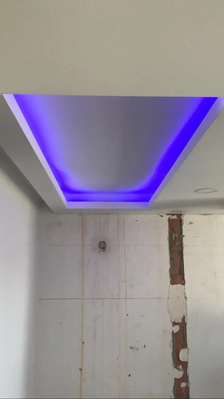 Remodelación de casa en Cali con instalación de cielo falso y obra blanca de alta calidad